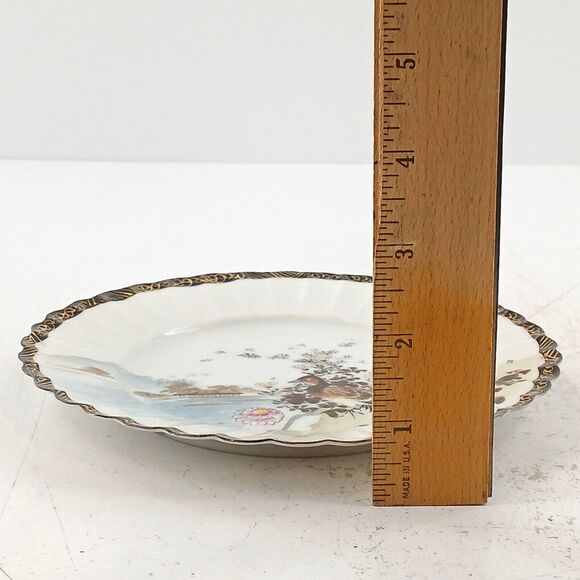 Lot of 5 Japanese Kutani Porcelain Plates Scalloped Edge w/ Black Gold Trim - Picture 13 of 13